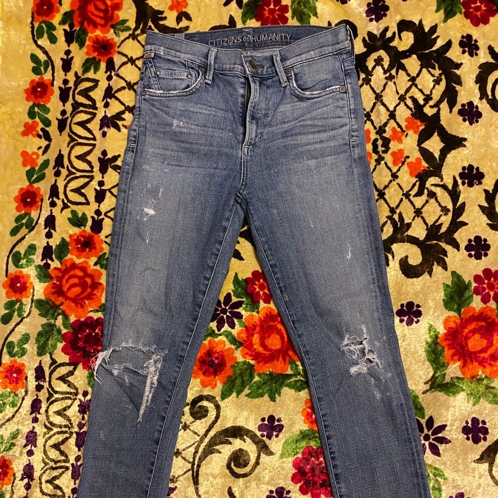 Citezens Of Humanity Distressed skinny blue jeans